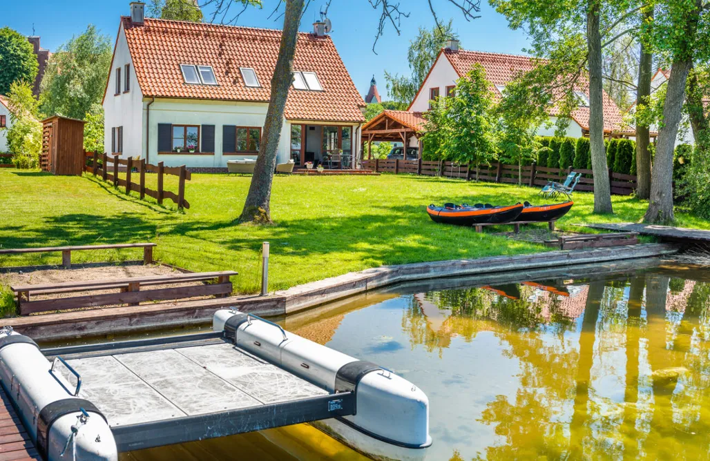 AlohaCamp Dom Zamkowa 24 z linią brzegową, kajakami i własnym pomostem 1