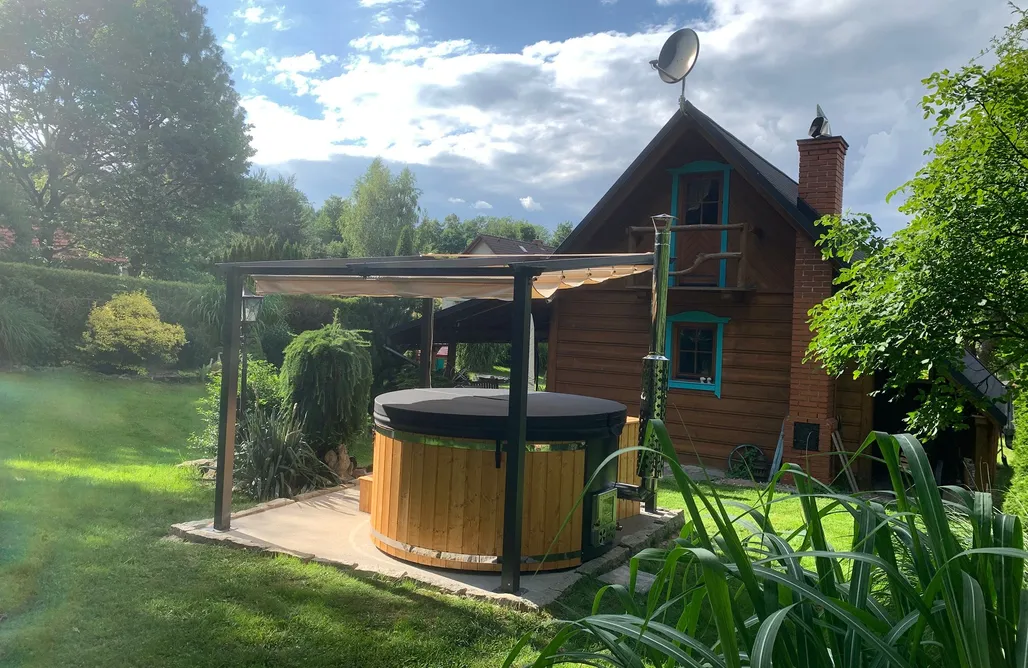 noclegi AlohaCamp Domek pod Jaworami z balią 4