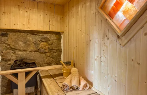 Zdjęcie obiektu Historyczny Domek z Sauną, Pubem i Tarasem nad Rzeką