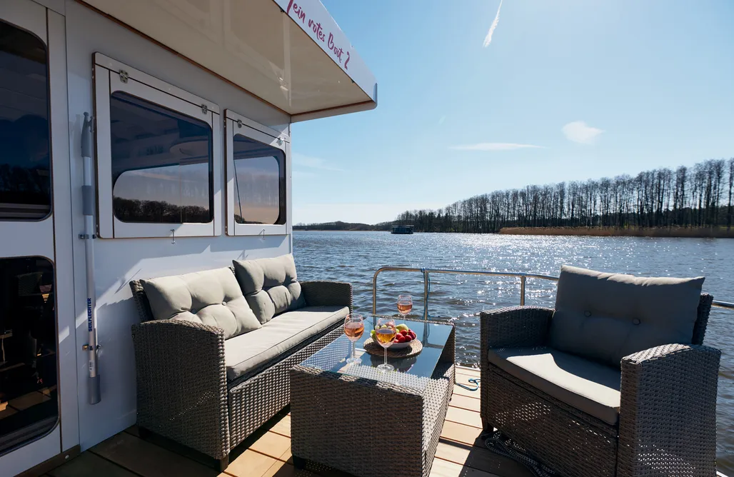 Unterkunft AlohaCamp Mein rotes Boot.2 5