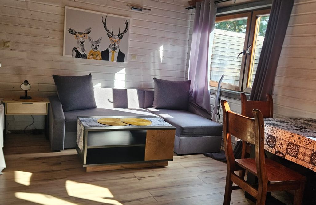 AlohaCamp Pokój 4-osobowy z tarasem 2