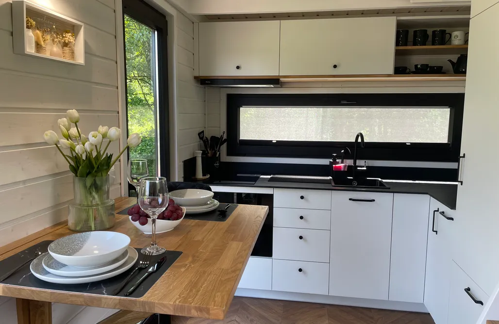 AlohaCamp Tiny Silent House River 4