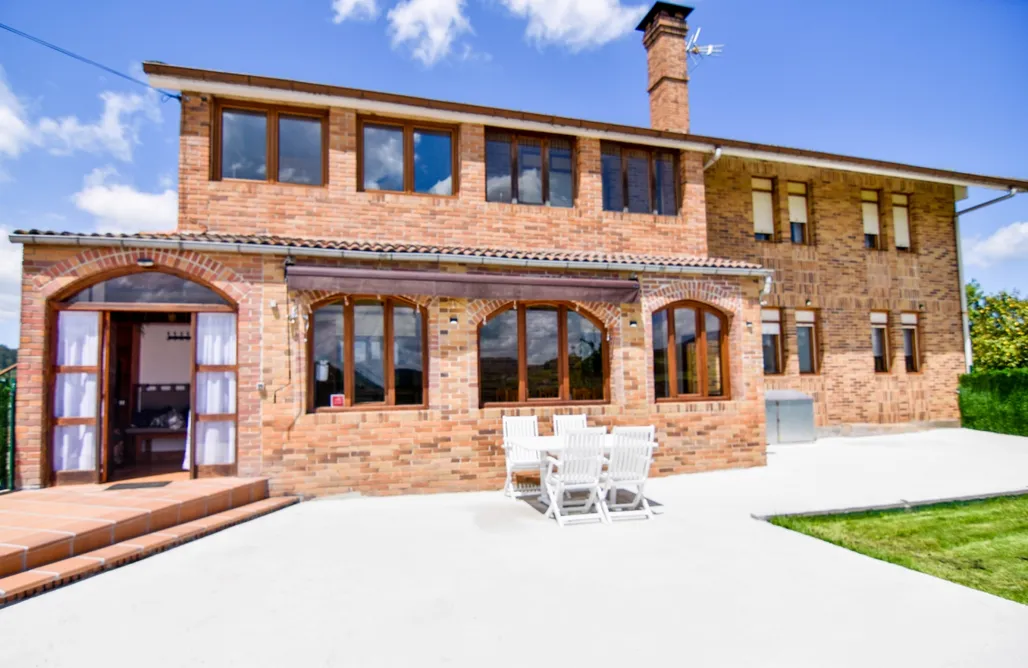 Alojamiento en San Román Castro Vizmaya -Amplia y cómoda planta baja cerca de todo 2