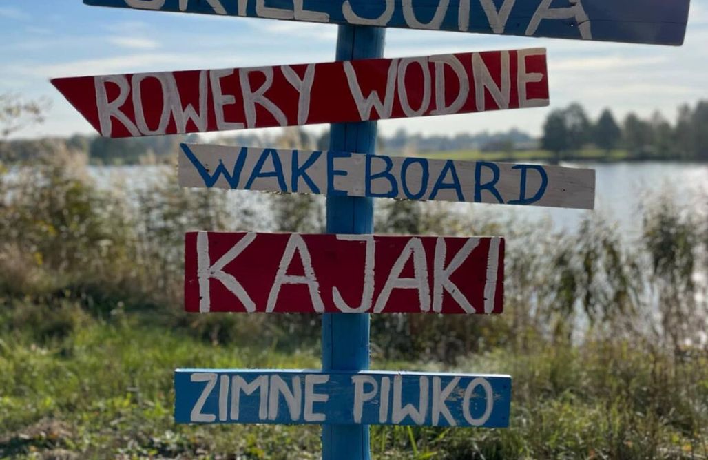 noclegi AlohaCamp Sielsko - Domek z kominkiem i jacuzzi godzinę od Warszawy 1