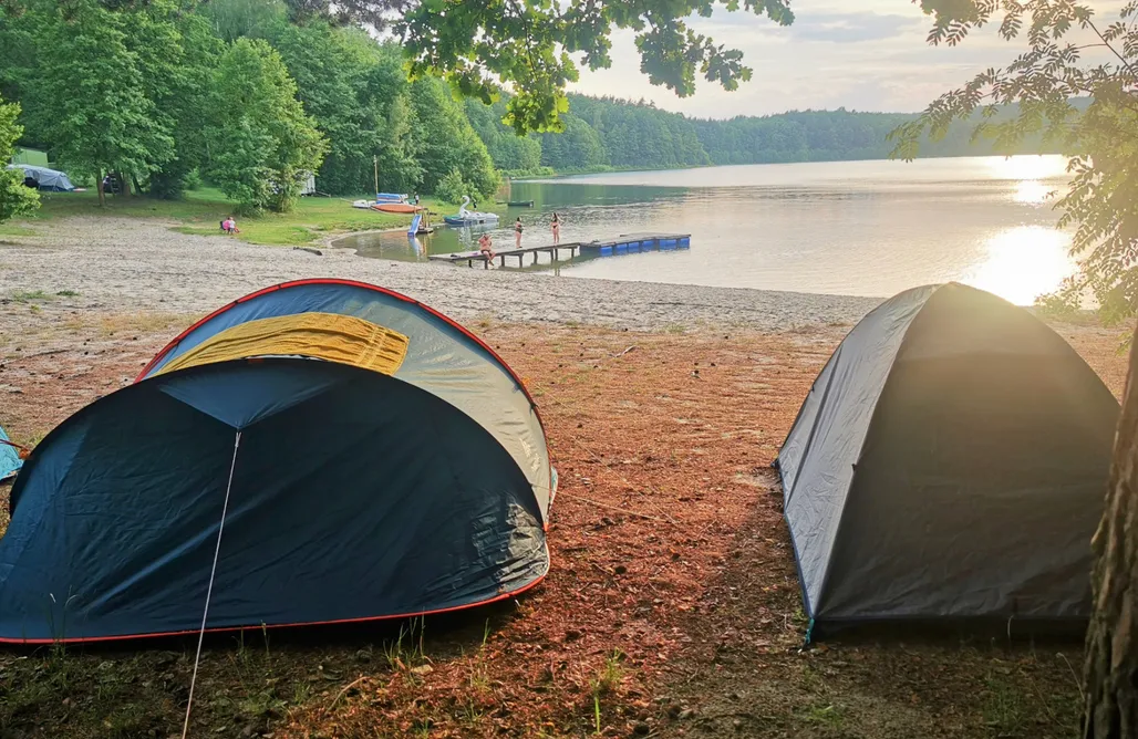 AlohaCamp Miejsce pod namiot - pole nr 1 - bez prądu 3
