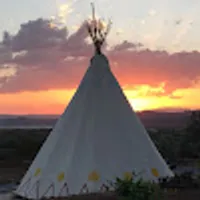 Alex gospodarz Casa Bella Teepees