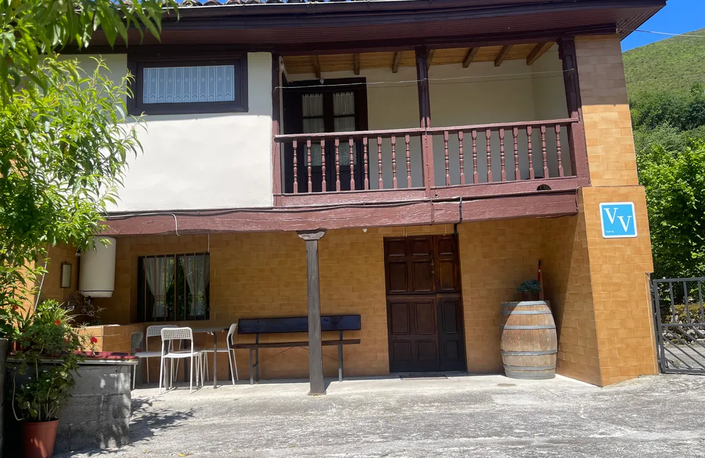 Alojamiento en Villanueva de Pria El Pedrosu 2