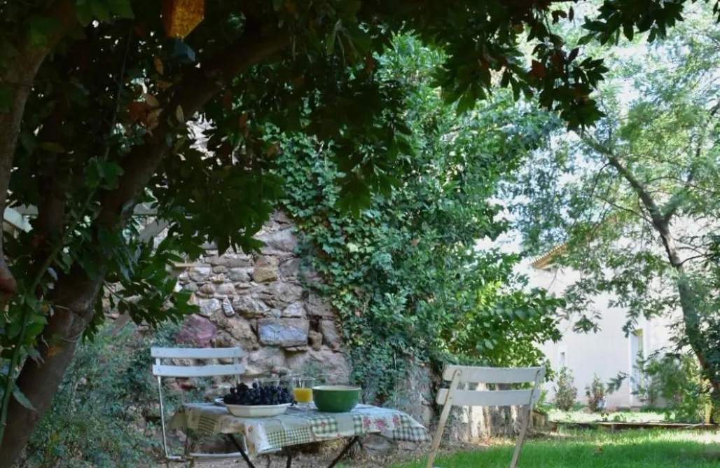 noclegi AlohaCamp Maison en pierre rénovée avec jardin et piscine privative chauffée 5