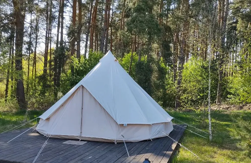 AlohaCamp Glamping pole pod gwiazdami  2