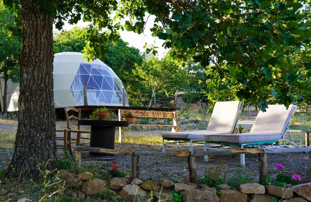 noclegi AlohaCamp glamping giardino muzeum a gisa 5