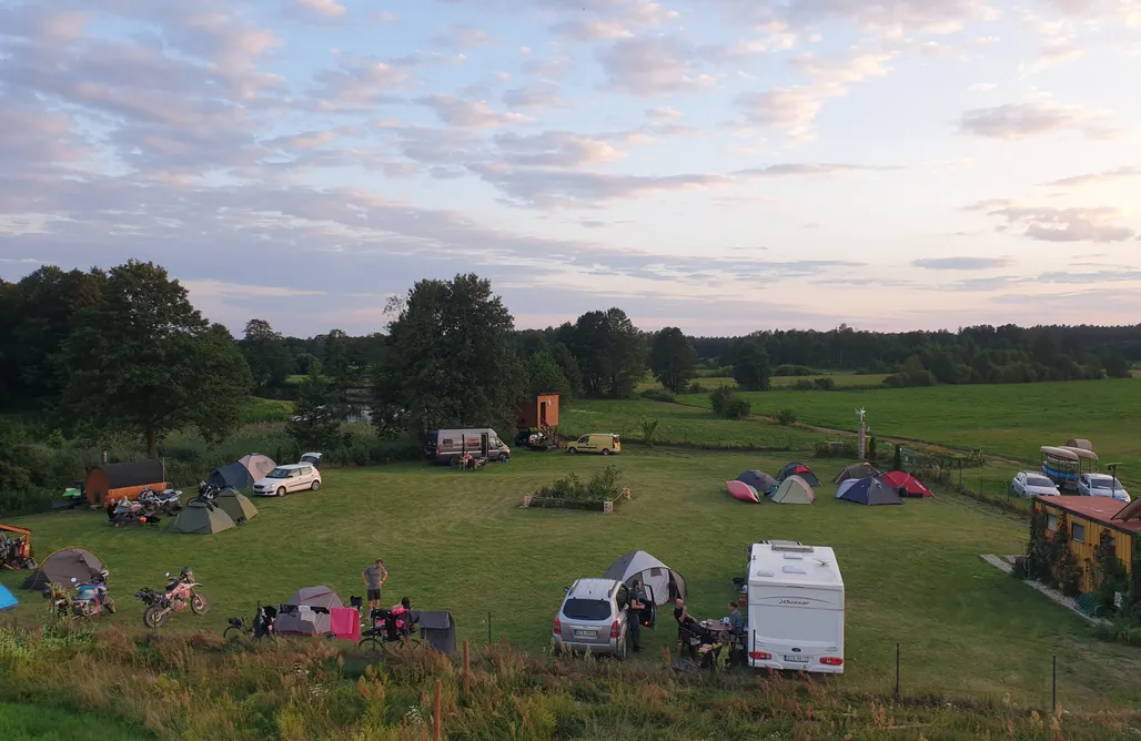 Camping Polen Ostsee Miejsce kamperowe i namiotowe - Cud nad Pisą 1
