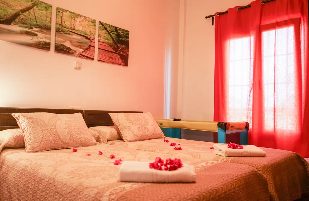 AlohaCamp Alojamiento Rural Caminito del rey 2