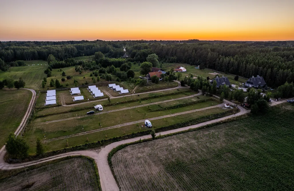Pole Namiotowe Mikołajki Szelągówka Camping  1