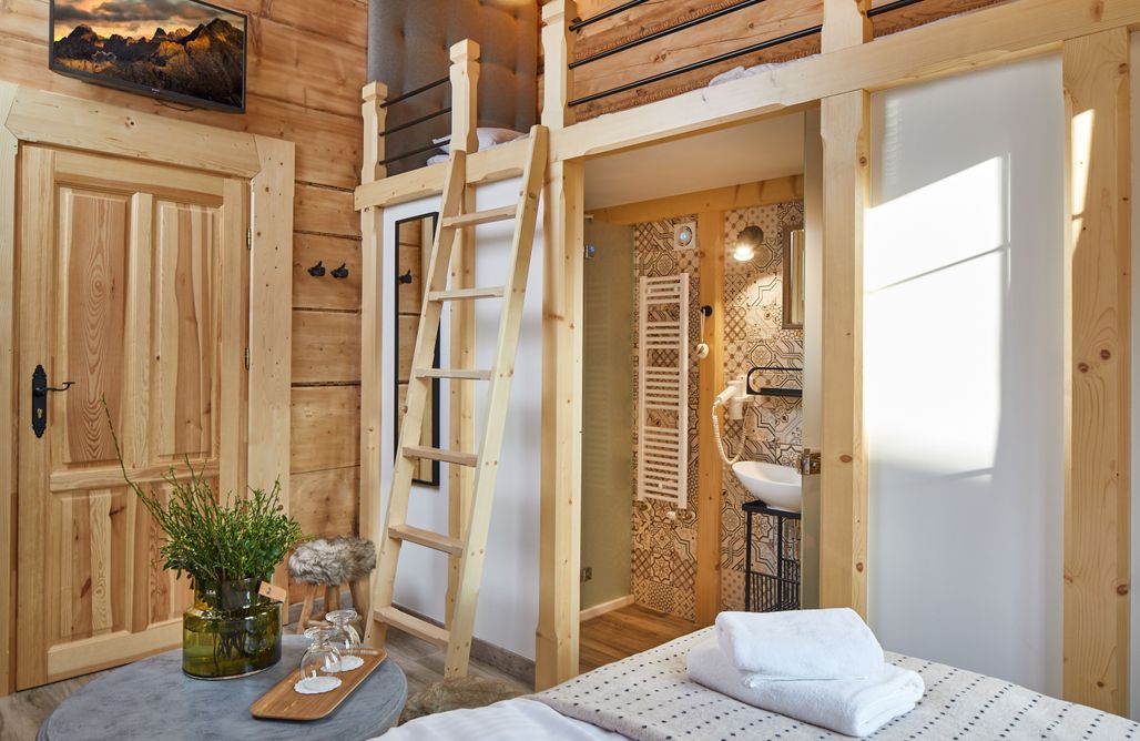 AlohaCamp Mezzanino 3