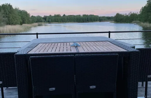 Zdjęcie obiektu Dom na Wodzie