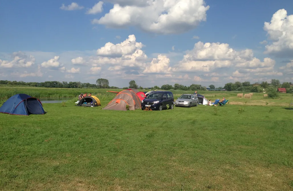 AlohaCamp Miejsce dla kamperów, przyczep lub pod namiot 1 3