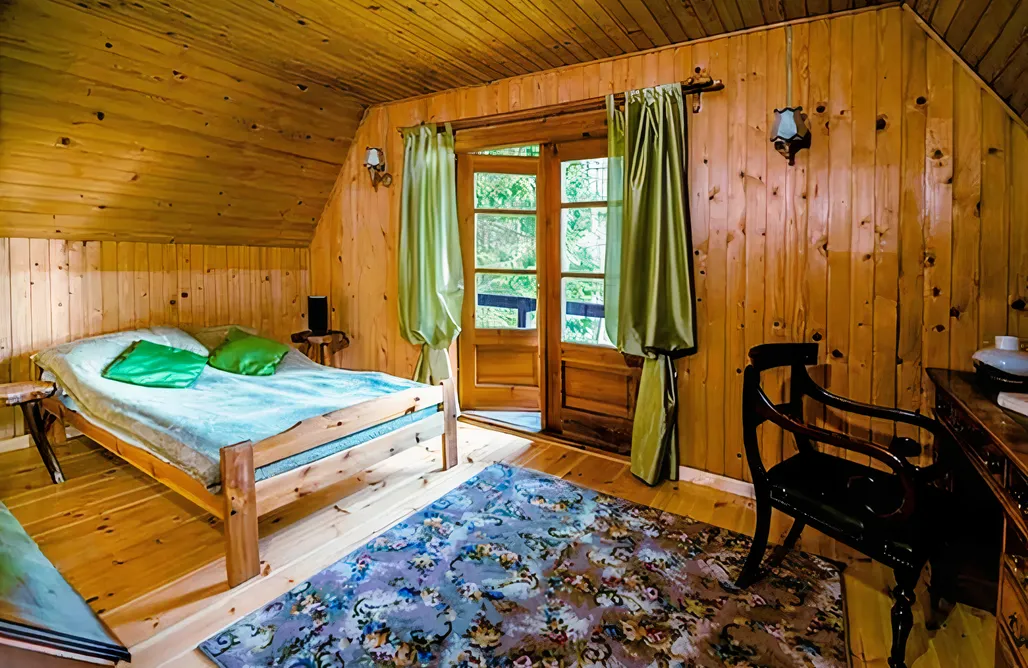 AlohaCamp Dom w Puszczy z ruską banią  4