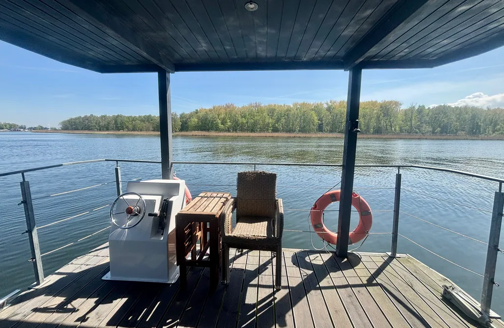 AlohaCamp Dom na wodzie Morgan 3 1