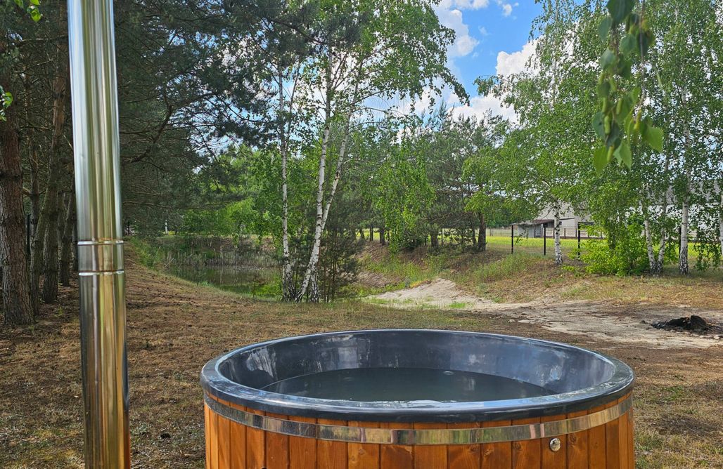 noclegi AlohaCamp Domek nad stawem 5