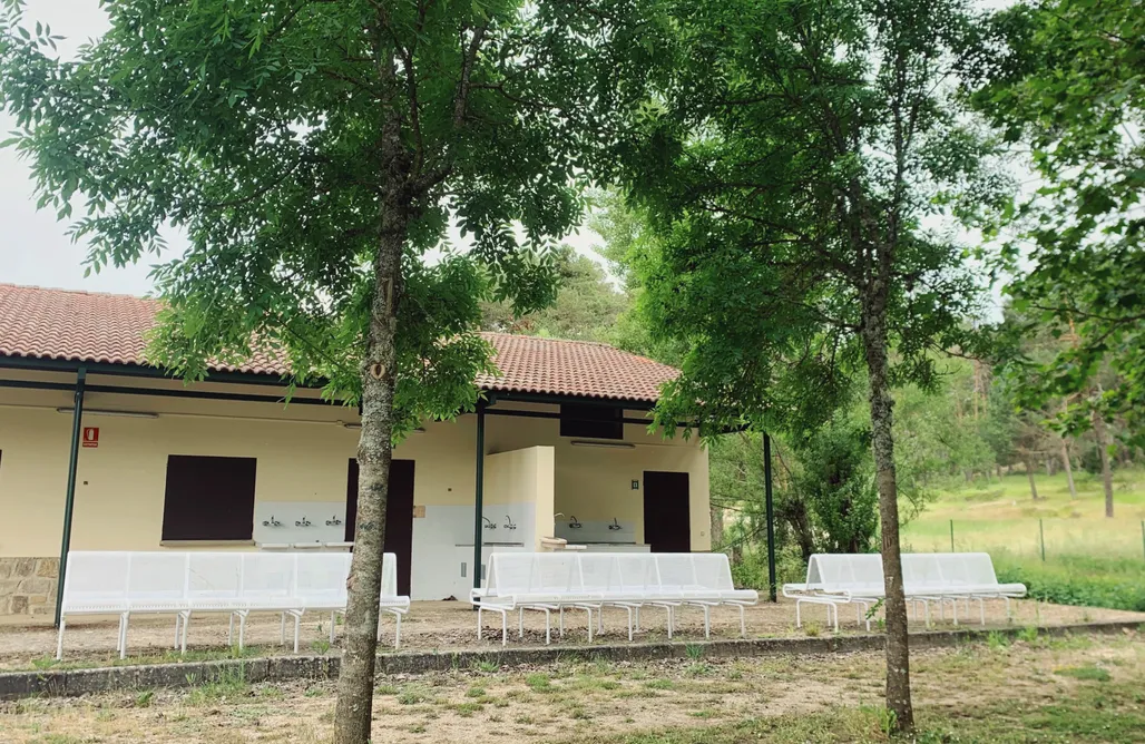 alojamientos AlohaCamp Sitio para autocaravanas y tiendas - Camping Fuente del Botón 2