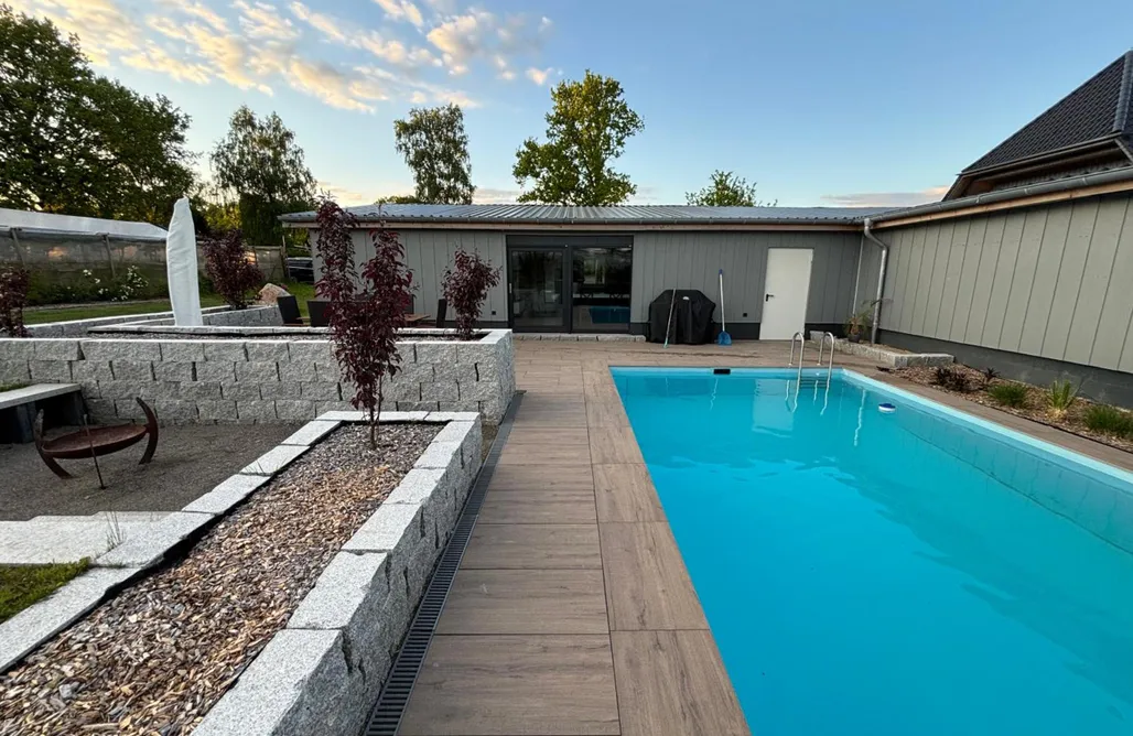 Landhaus Ferienhaus mit privatem Pool 2