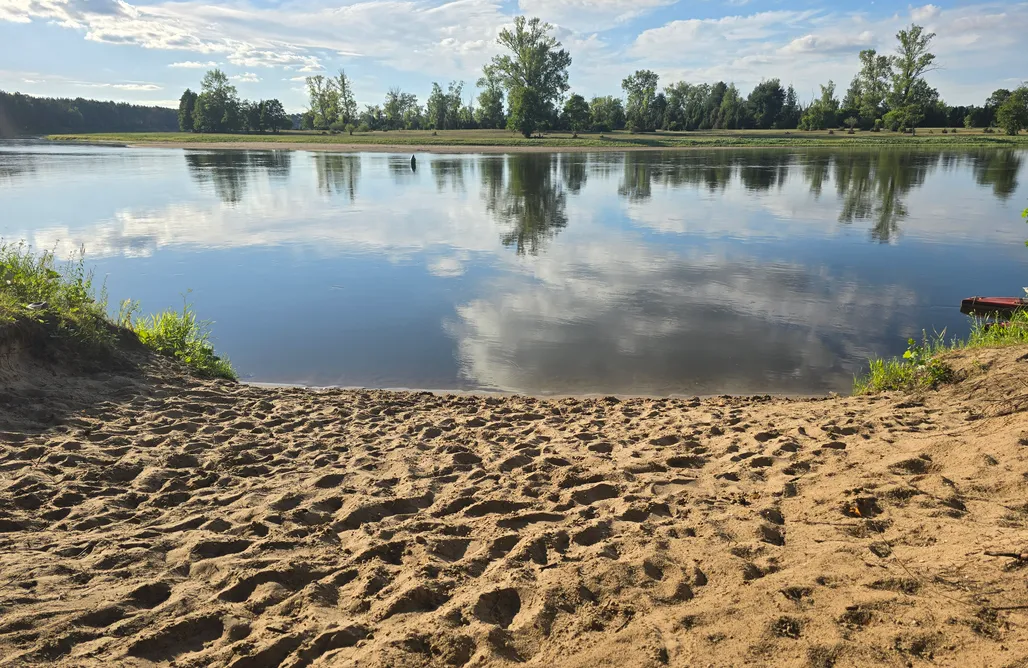 noclegi AlohaCamp Oaza Święty Spokój - Tiny House z prywatną balią i Jacuzzi przy Narwii 1