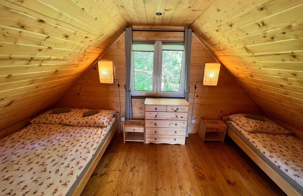 AlohaCamp Bojkówka Całoroczne Domki Wypoczynkowe w Bieszczadach  2