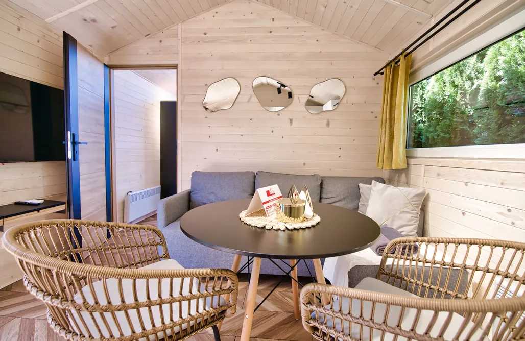 AlohaCamp Domek Exclusive numer 1  4