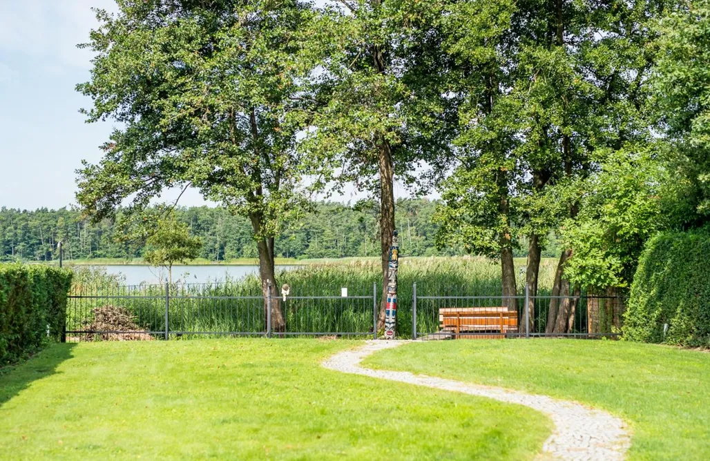 noclegi AlohaCamp Dom Nad Jeziorem Sapowice 4