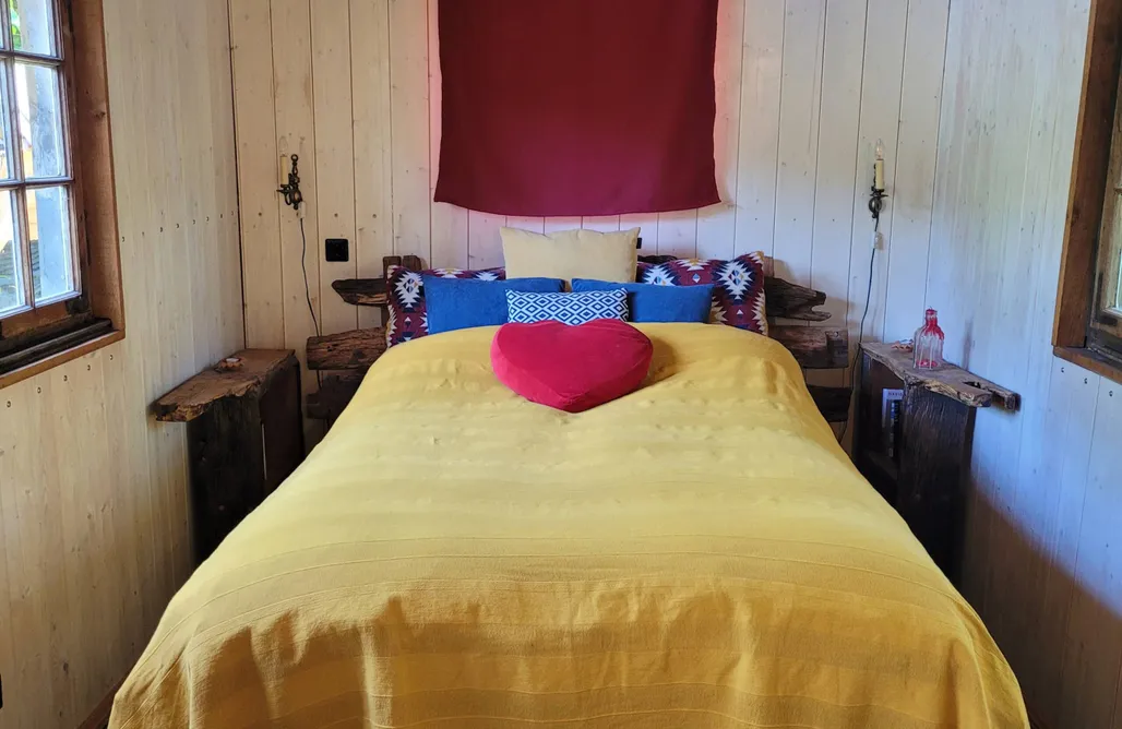 AlohaCamp historischer Zirkuswagen "Sternenhimmel" mit Sauna 3