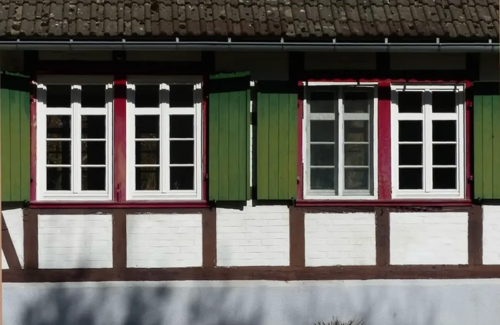 Kurztrip Deutschland Modernes Waldhaus mit Sauna, Garten & Bergblick 1