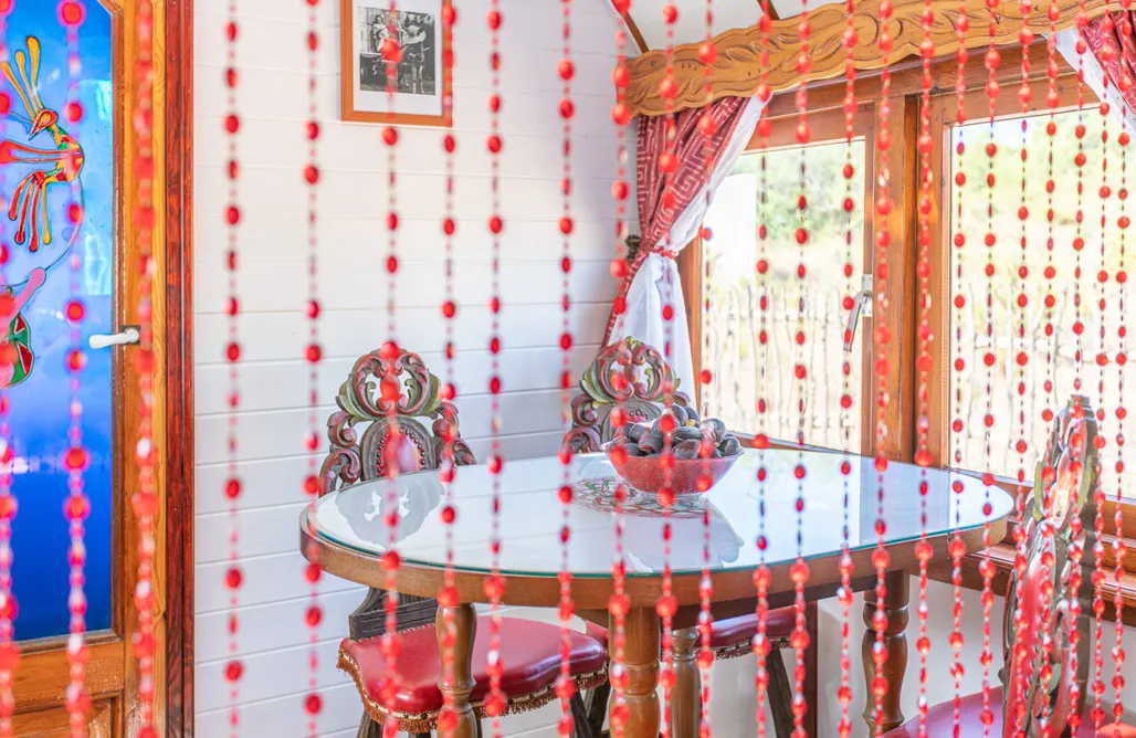 AlohaCamp Tierra de Arte - Carromato de Circo 1