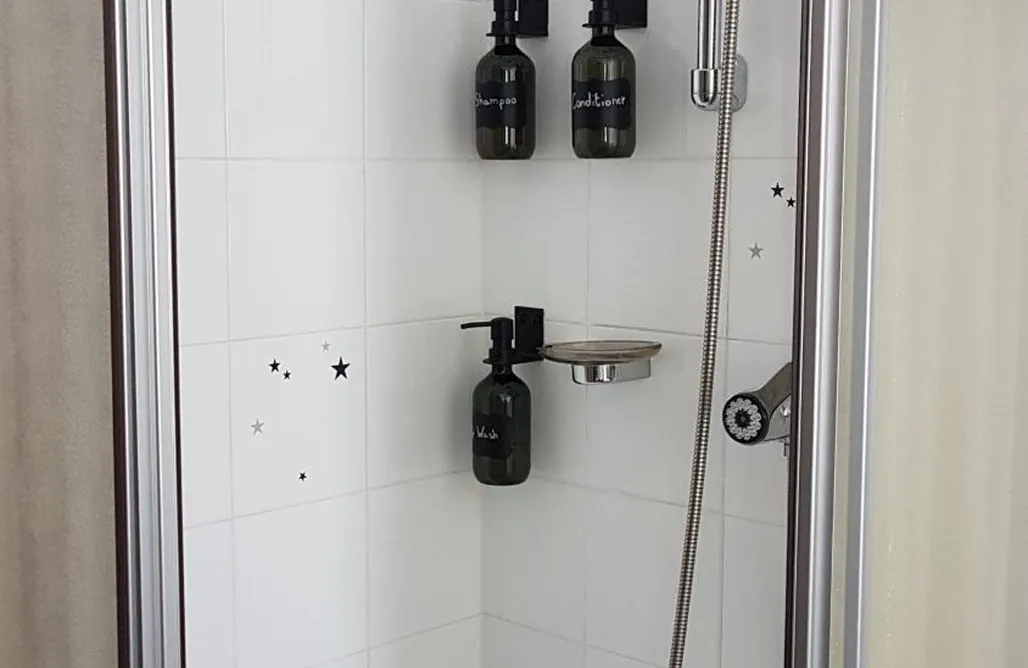 AlohaCamp Camera Matrimoniale con Bagno in Comune 1