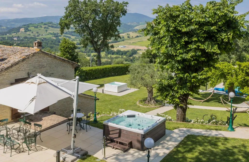 Alloggi AlohaCamp Villa Anna heated pool two outdoor jacuzzi and sauna 5