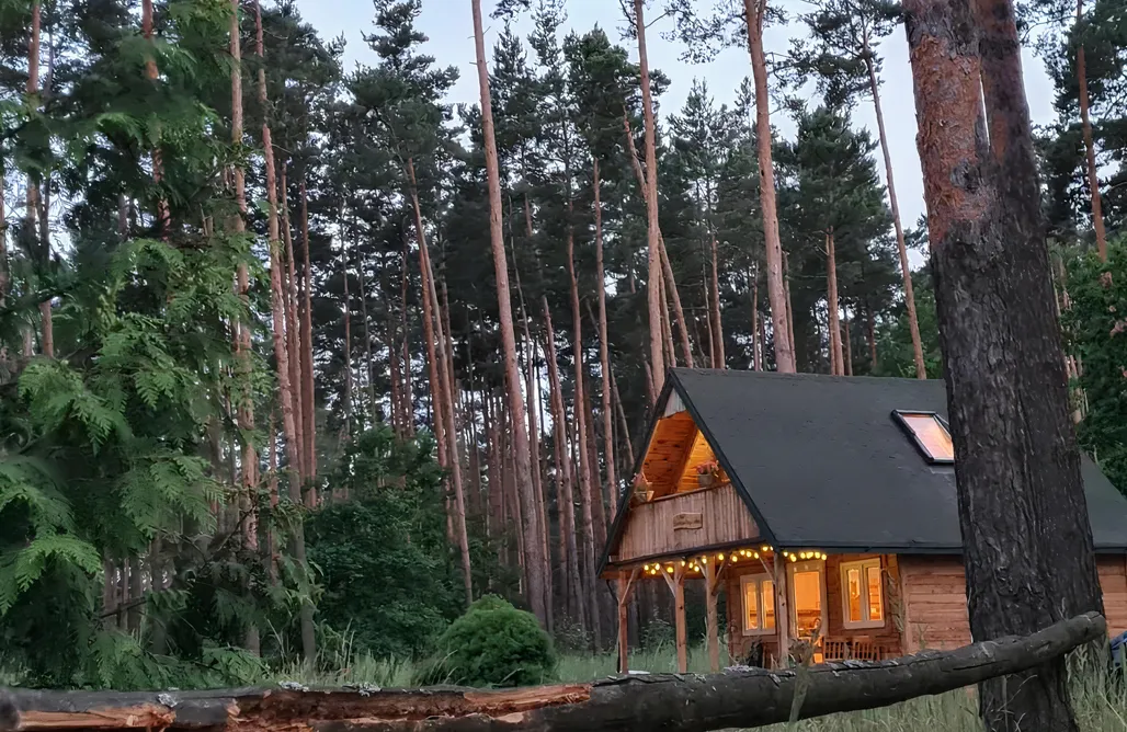 ubytovanie AlohaCamp Pod Czarnym Dzięciołem - dom z widokiem i prywatną balią 2