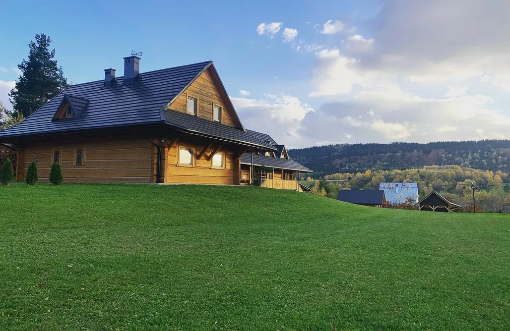 Domki z basenem Bieszczady Bieszczadzkie Chatki 3