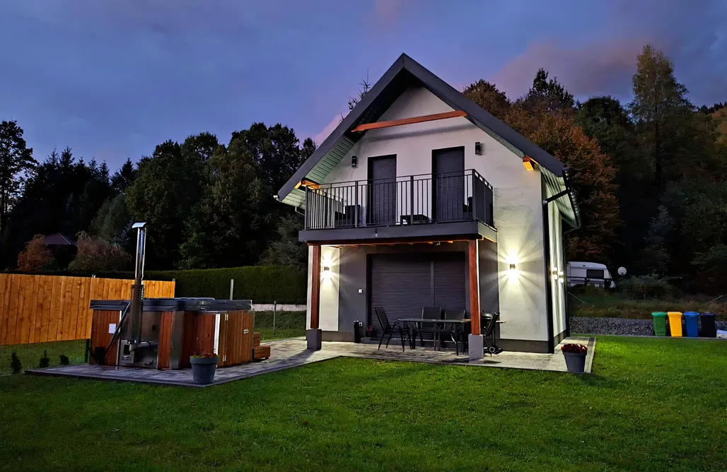 Willa z Basenem Jelonkowo Domki w Brennej 3