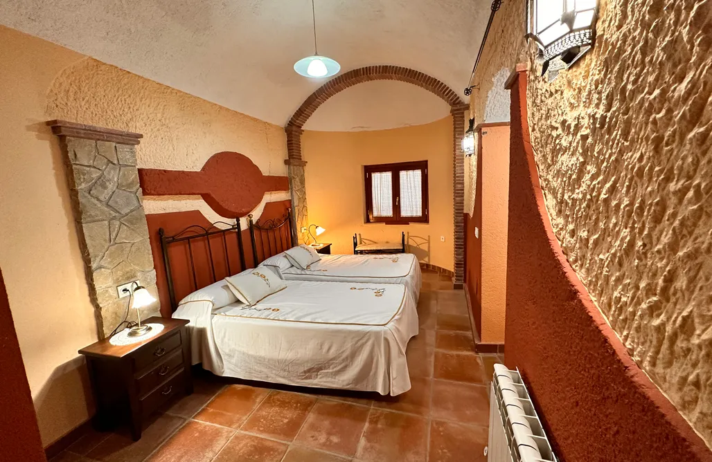 AlohaCamp Cueva de 2 dormitorios y 2 baños 2