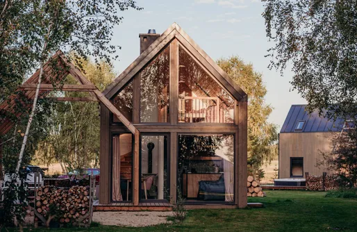 Zdjęcie obiektu Zatoka Bielika - domki i jurty z jacuzzi na wyłączność 