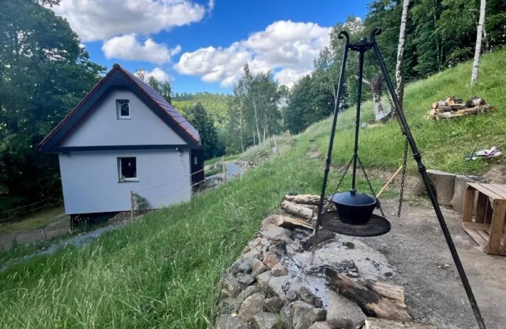 noclegi AlohaCamp Domek za lipą 5