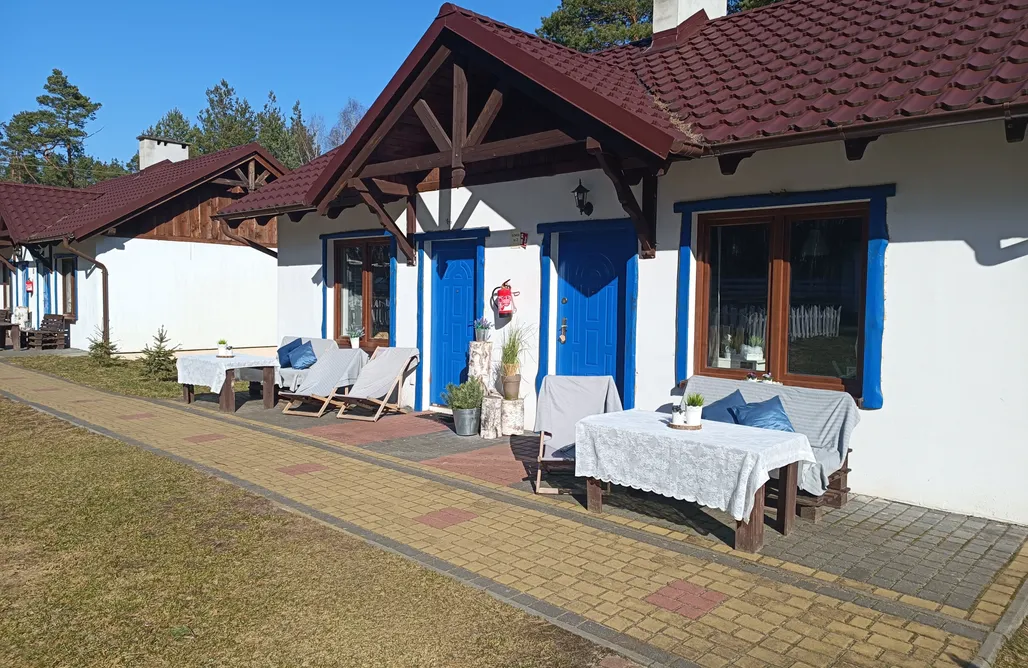 AlohaCamp accommodation Borowiacka Settlement Ściernisko with a Tub in Kashubia 2
