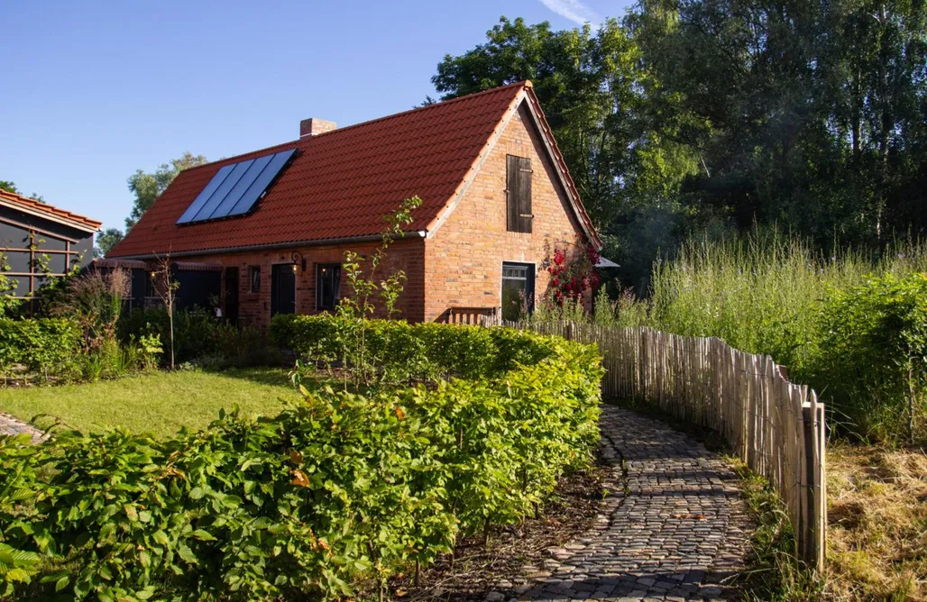Ferienhaus direkt am Strand Idyllisches Landhaus: Garten & Kamin, für Paare 2