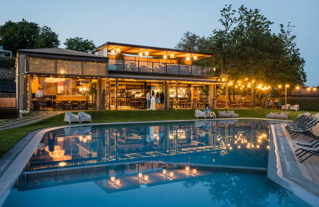 Hang Loose Cottage Hotel & Resort AlohaCamp