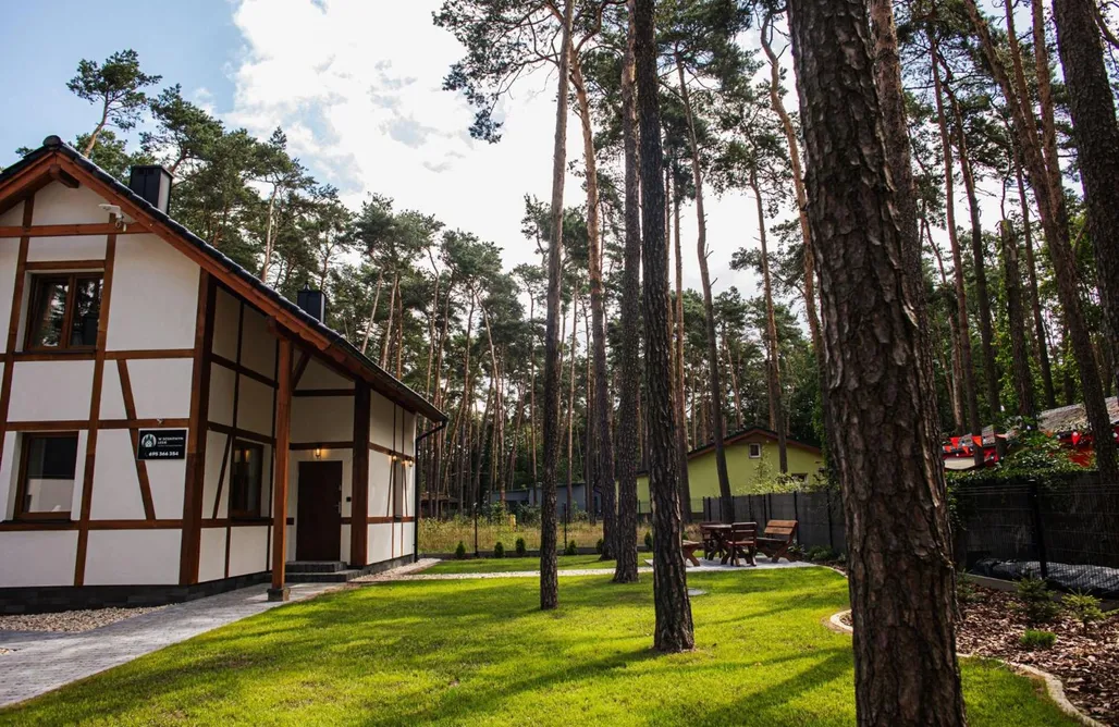 AlohaCamp accommodation Całoroczny domek w sosnowym lesie 3