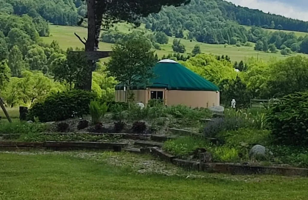 noclegi AlohaCamp Domek turkusowy Henio 1