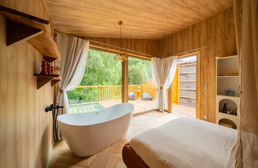 Zdjęcie obiektu Domki na drzewie - Kołobrzeg - Sauna - PolanaGlamp