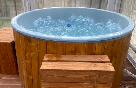 Zdjęcie obiektu Slow Flow Glamp - jurta z sauną, basenem i jacuzzi