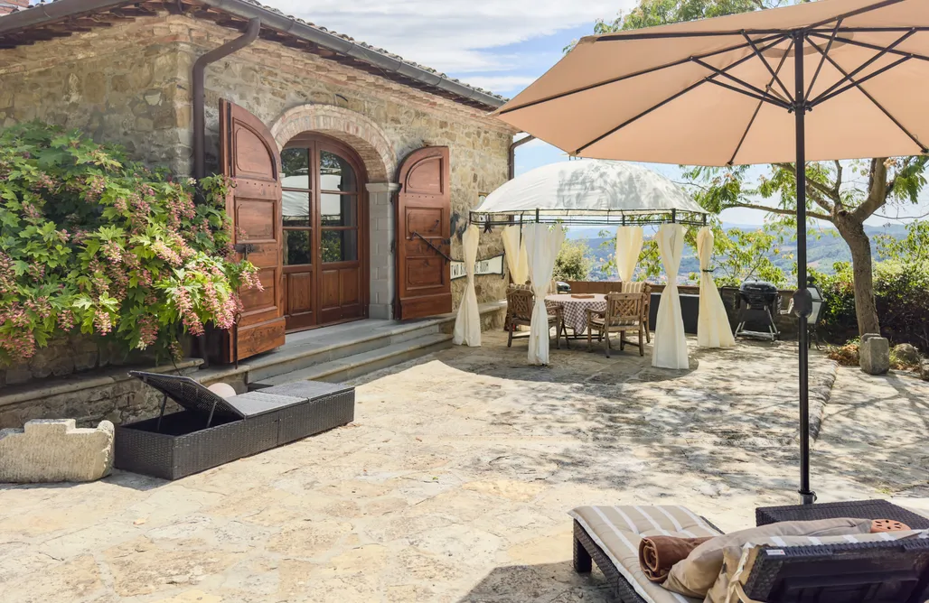 La Villa Arte del Lupo AlohaCamp