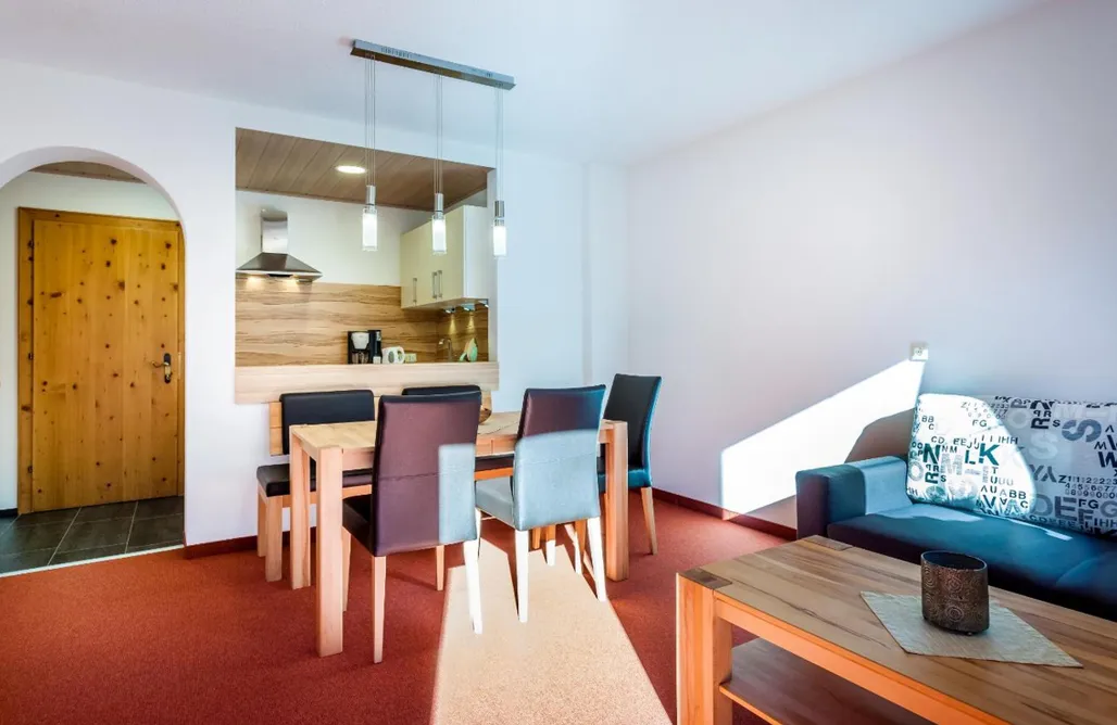 AlohaCamp Apartment mit 2 Schlafzimmern und Balkon 3