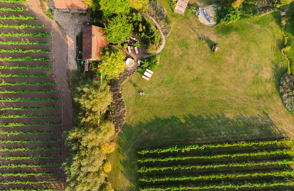noclegi AlohaCamp Domek Zakochanych w Winnicy nad Soną 4